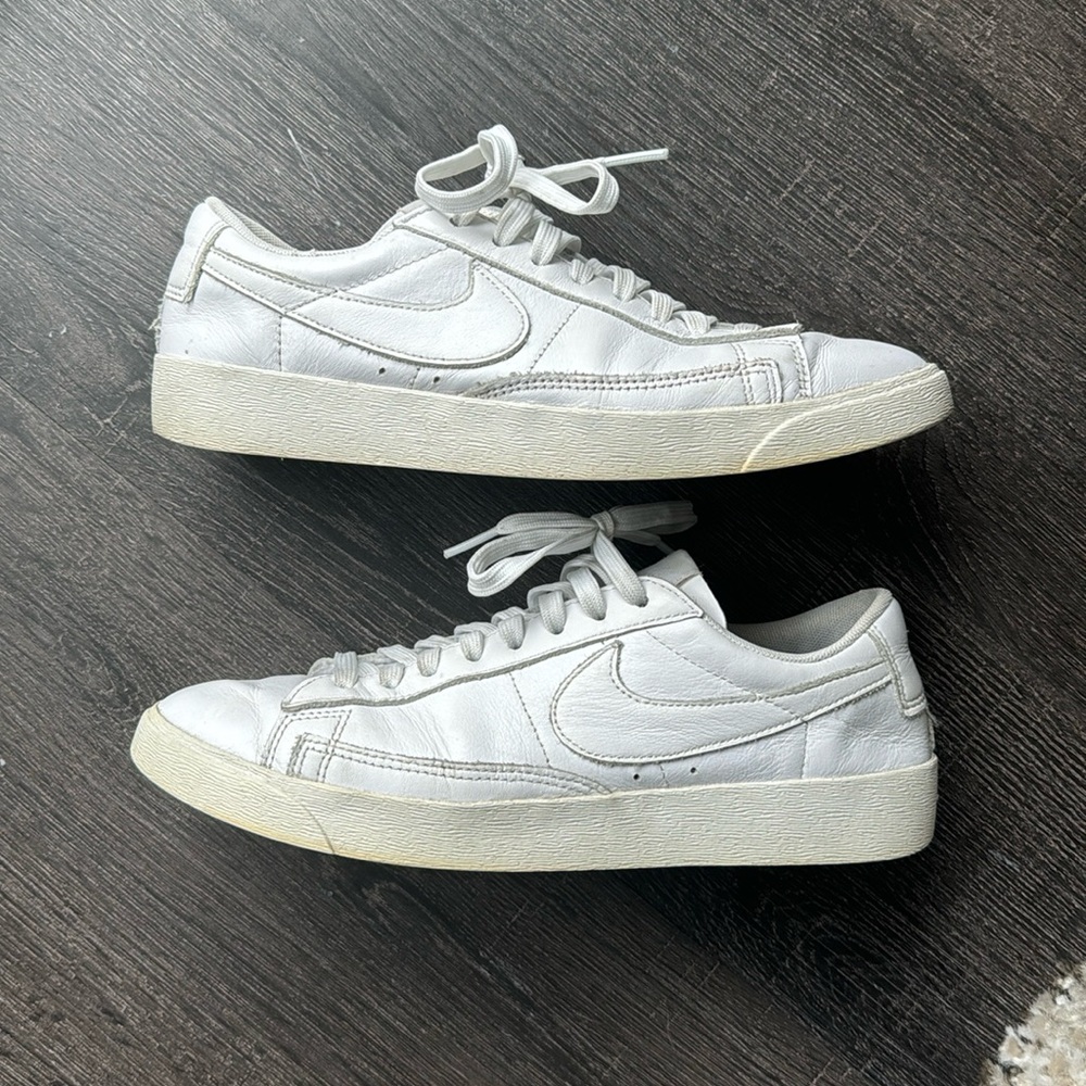 Women’s Nike Sneakers